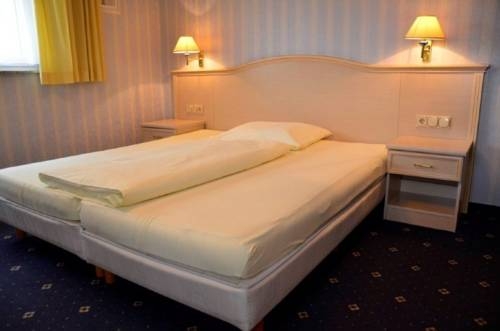 Imagen general del Hotel Hotel Gleiss. Foto 9