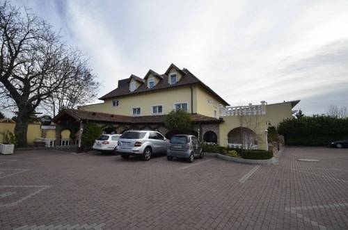 Imagen general del Hotel Hotel Gleiss. Foto 52