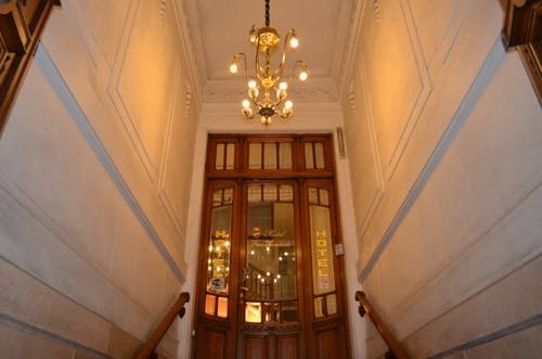 Imagen general del Hotel Hotel Gran Sarmiento. Foto 15