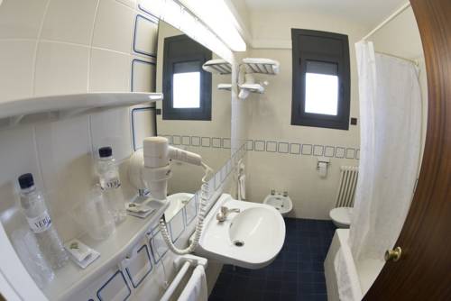 Imagen de la habitación del Hotel Hotel Gran Sol. Foto 7