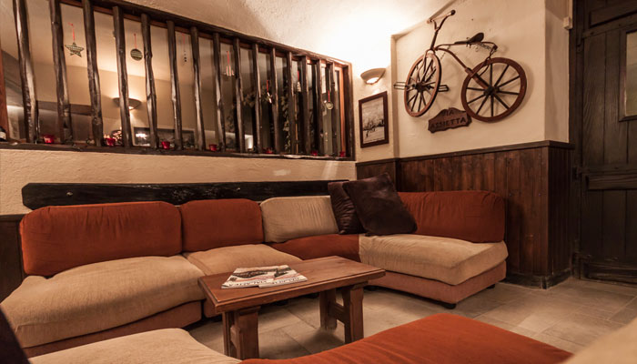 Imagen de los interiores del Hotel Hotel Gran Trun. Foto 15