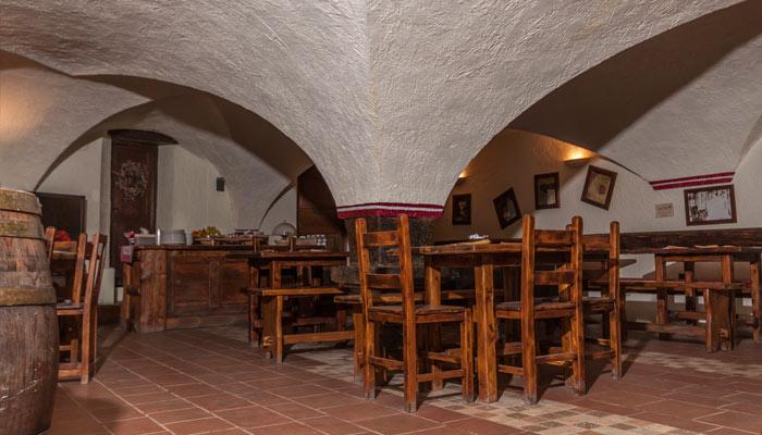Imagen del bar/restaurante del Hotel Hotel Gran Trun. Foto 4