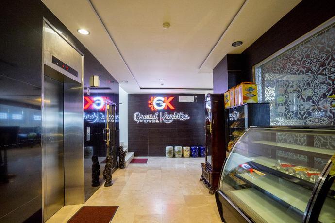 Imagen de los interiores del Hotel Hotel Grand Kartika. Foto 13