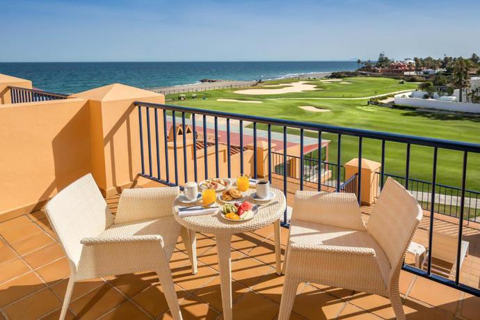 Imagen de la habitación del Hotel Hotel Guadalmina. Foto 14