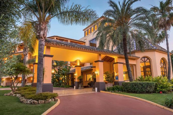 Imagen de los exteriores del Hotel Hotel Guadalmina. Foto 20