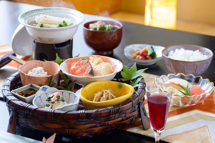 Imagen del bar/restaurante del Hotel Hotel Hanaya. Foto 6