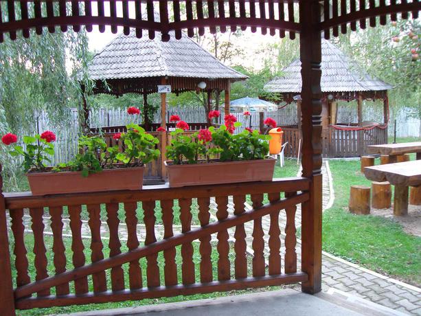 Imagen de los exteriores del Hotel Hotel Hefaistos - Covasna. Foto 9