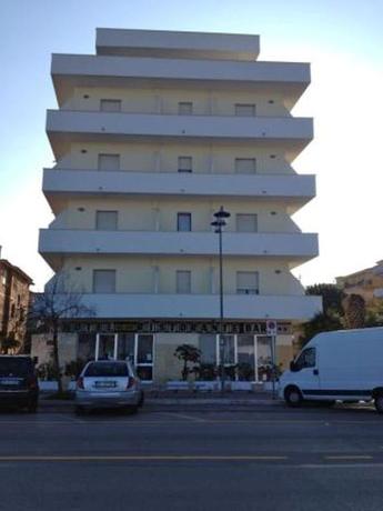 Imagen general del Hotel Hotel Holiday, PESCARA. Foto 1