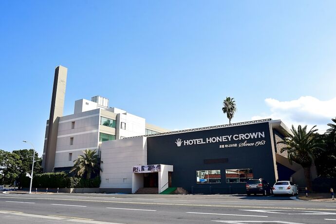 Imagen general del Hotel Hotel Honey Crown. Foto 2