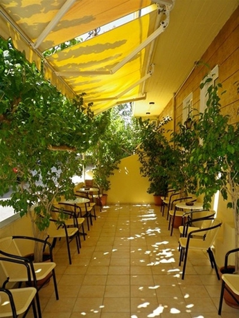 Imagen general del Hotel Hotel Ilios. Foto 12