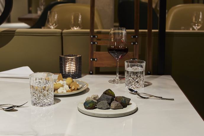 Imagen del bar/restaurante del Hotel Hotel Indigo Vienna – Naschmarkt, an IHG Hotel. Foto 9