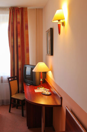 Imagen de la habitación del Hotel Hotel Inturprag. Foto 6