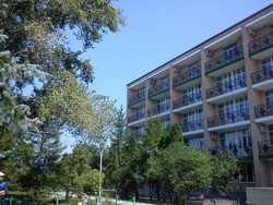 Imagen general del Hotel Hotel Izumrud. Foto 2