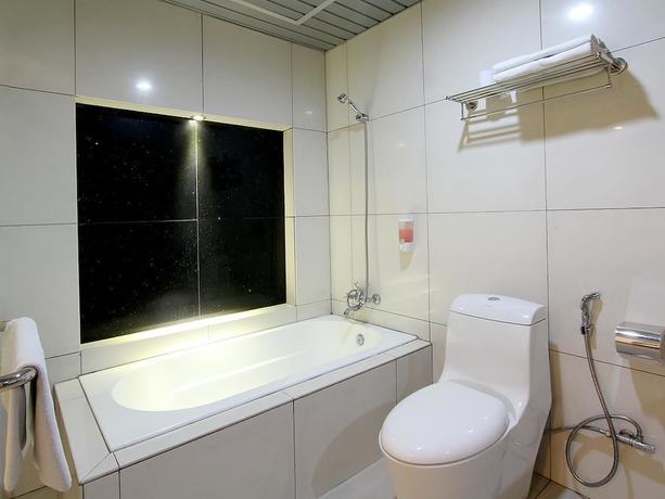 Imagen de la habitación del Hotel Hotel JSL. Foto 17