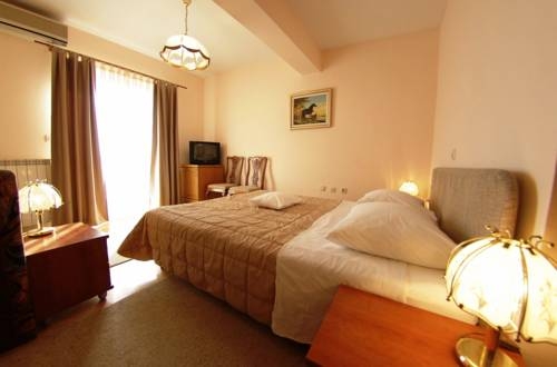 Imagen general del Hotel Hotel Joso. Foto 7