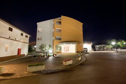 Imagen general del Hotel Hotel Joso. Foto 10