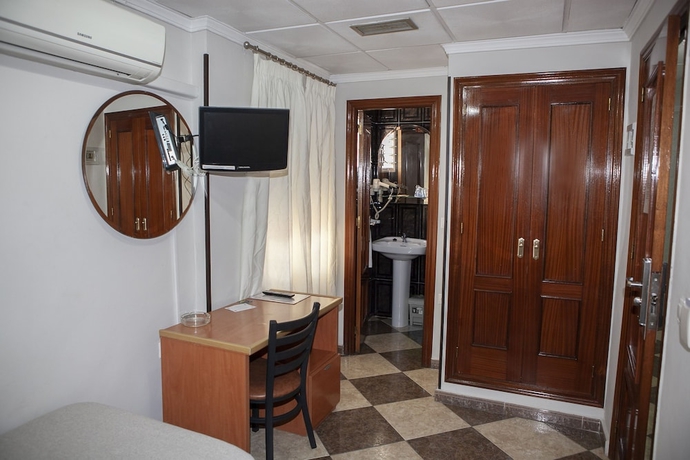 Imagen de la habitación del Hotel Hotel Juan Carlos. Foto 4