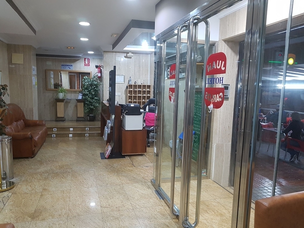 Imagen de los interiores del Hotel Hotel Juan Carlos. Foto 15