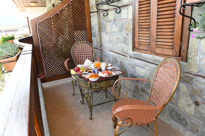 Imagen de los interiores del Hotel Hotel Kaceli. Foto 20