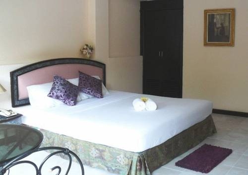 Imagen general del Hotel Hotel Kim City. Foto 6