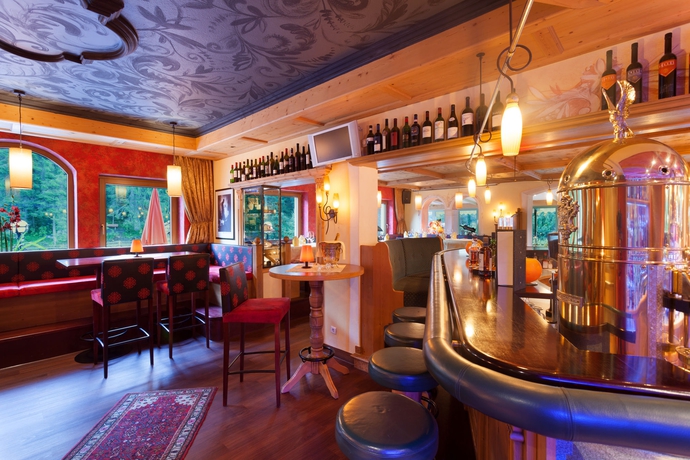 Imagen del bar/restaurante del Hotel Hotel Kristall, Gerlos. Foto 6