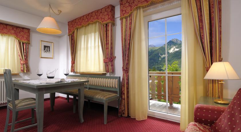 Imagen de la habitación del Hotel Hotel La Perla. Foto 4