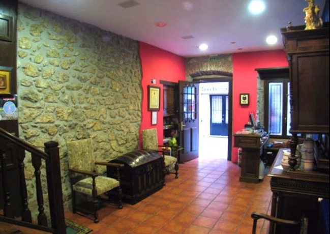 Imagen de los interiores del Hotel Hotel La Posada del Rey. Foto 17