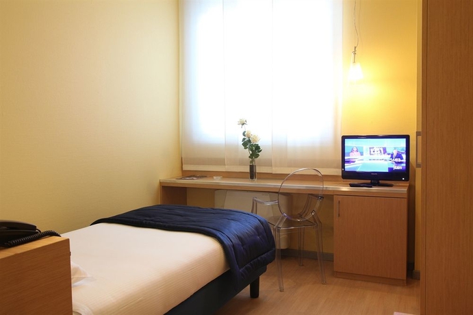 Imagen de la habitación del Hotel Hotel La Spezia. Foto 9