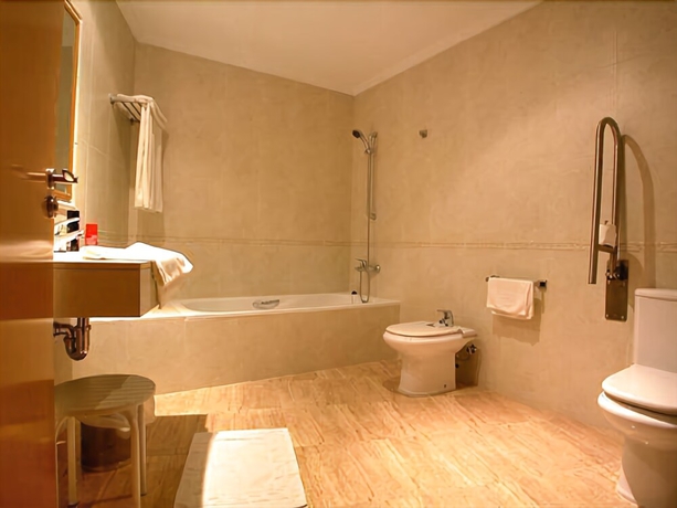 Imagen de la habitación del Hotel Hotel La Torre. Foto 5