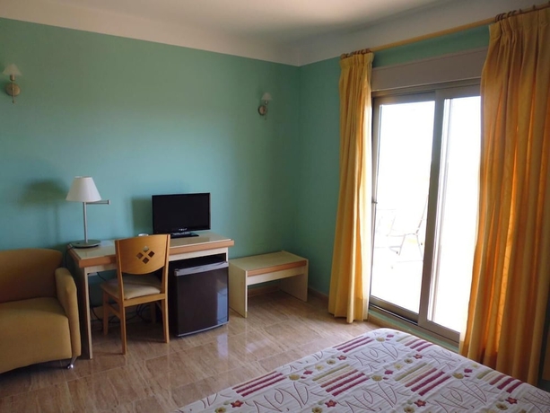 Imagen de la habitación del Hotel Hotel La Torre. Foto 8