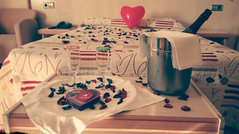 Imagen de la habitación del Hotel Hotel La Torre. Foto 10