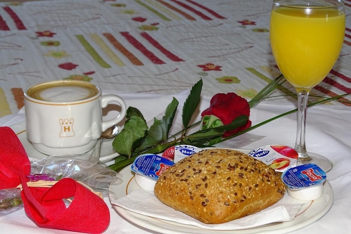 Imagen de la habitación del Hotel Hotel La Torre. Foto 11