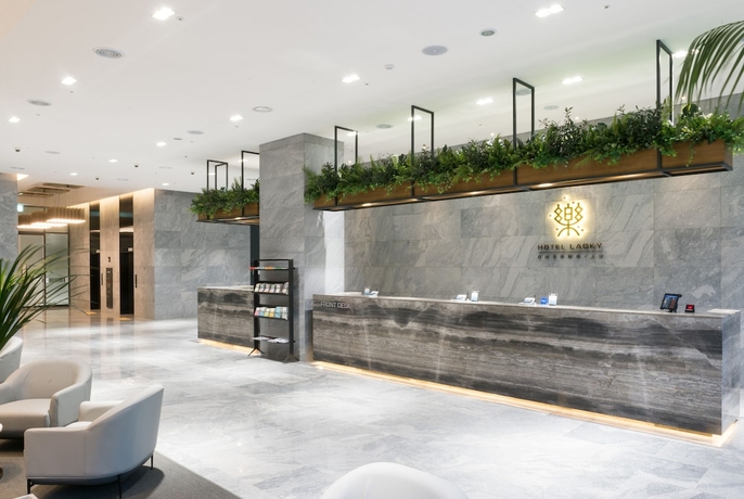 Imagen de los interiores del Hotel Hotel Lacky Cheong Ju. Foto 17