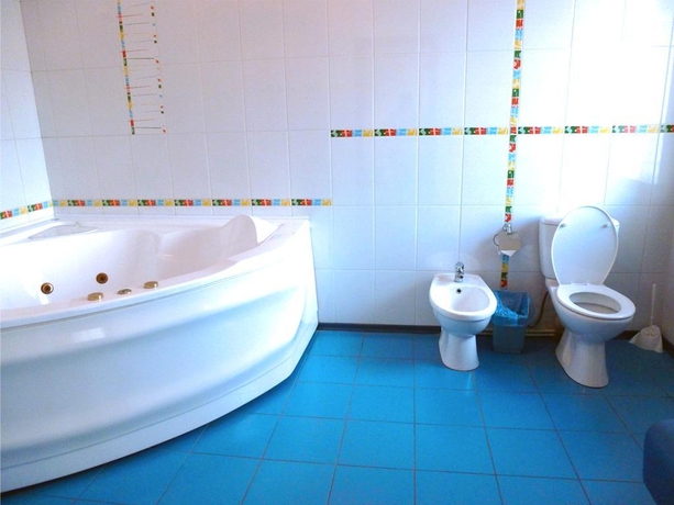 Imagen general del Hotel Hotel Laletin. Foto 6