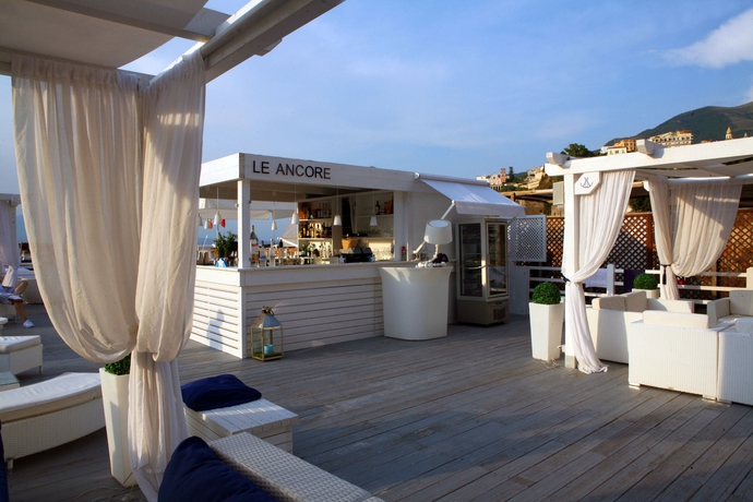 Imagen del bar/restaurante del Hotel Hotel Le Ancore, BW Signature Collection. Foto 4