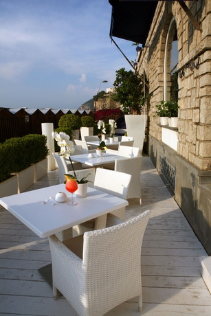 Imagen del bar/restaurante del Hotel Hotel Le Ancore, BW Signature Collection. Foto 5