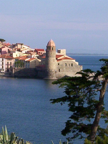 Imagen de los exteriores del Hotel Hotel Le Bon Port. Foto 8