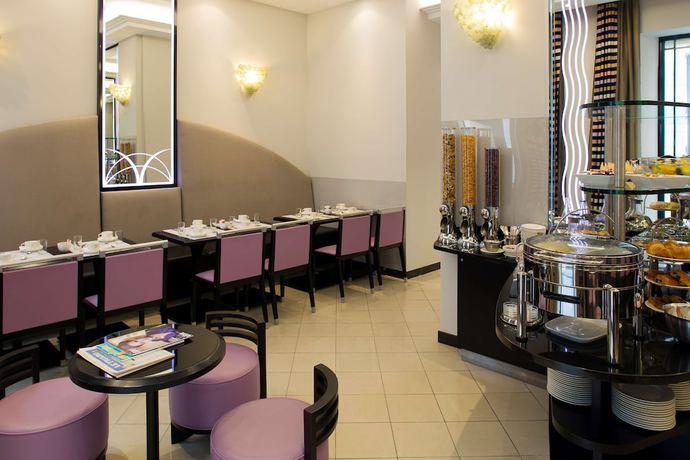 Imagen de los interiores del Hotel Hotel Le Mondial, BW Premier Collection. Foto 15