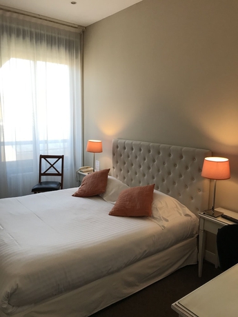 Imagen de la habitación del Hotel Hotel Le Renoir. Foto 9