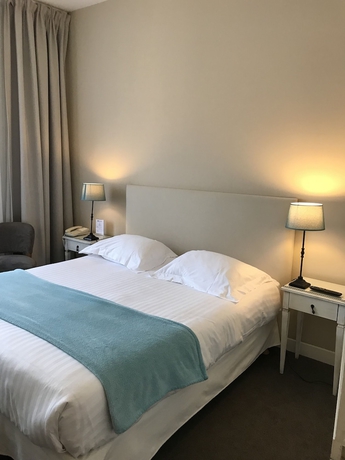 Imagen de la habitación del Hotel Hotel Le Renoir. Foto 11