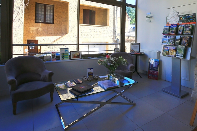 Imagen de los interiores del Hotel Hotel Le Renoir. Foto 19