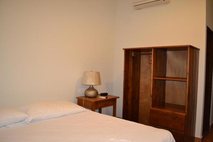 Imagen de los interiores del Hotel Hotel Leon Inn. Foto 16