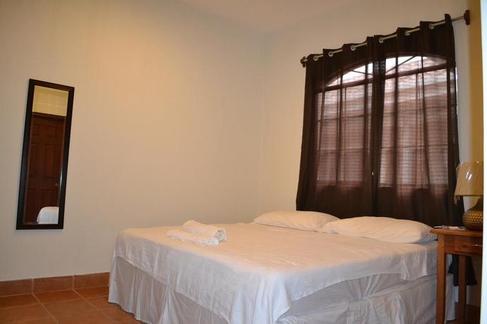 Imagen de la habitación del Hotel Hotel Leon Inn. Foto 3