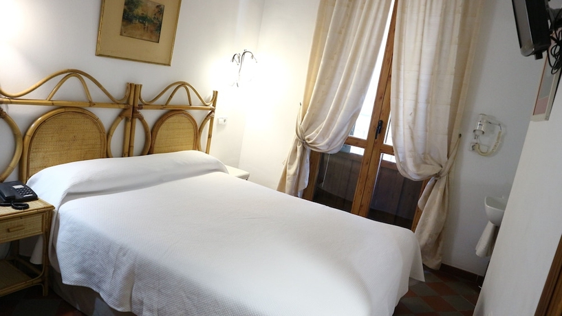 Imagen de la habitación del Hotel Hotel Les Monges Palace Boutique. Foto 10