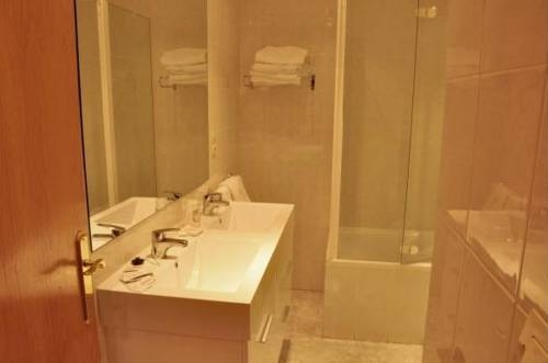 Imagen general del Hotel Hotel Les Neus. Foto 9