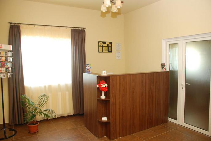 Imagen de los interiores del Hotel Hotel Liliacul. Foto 8