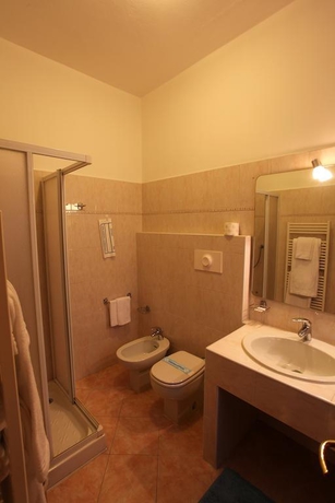 Imagen general del Hotel Hotel Lincoln. Foto 5