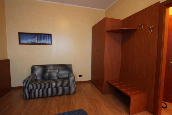 Imagen general del Hotel Hotel Lincoln. Foto 6