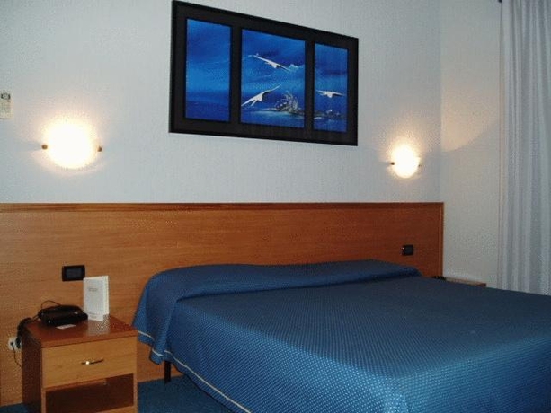 Imagen general del Hotel Hotel Lincoln. Foto 11