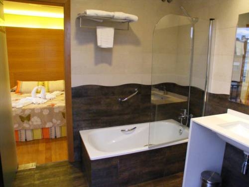 Imagen general del Hotel Hotel Lino. Foto 3